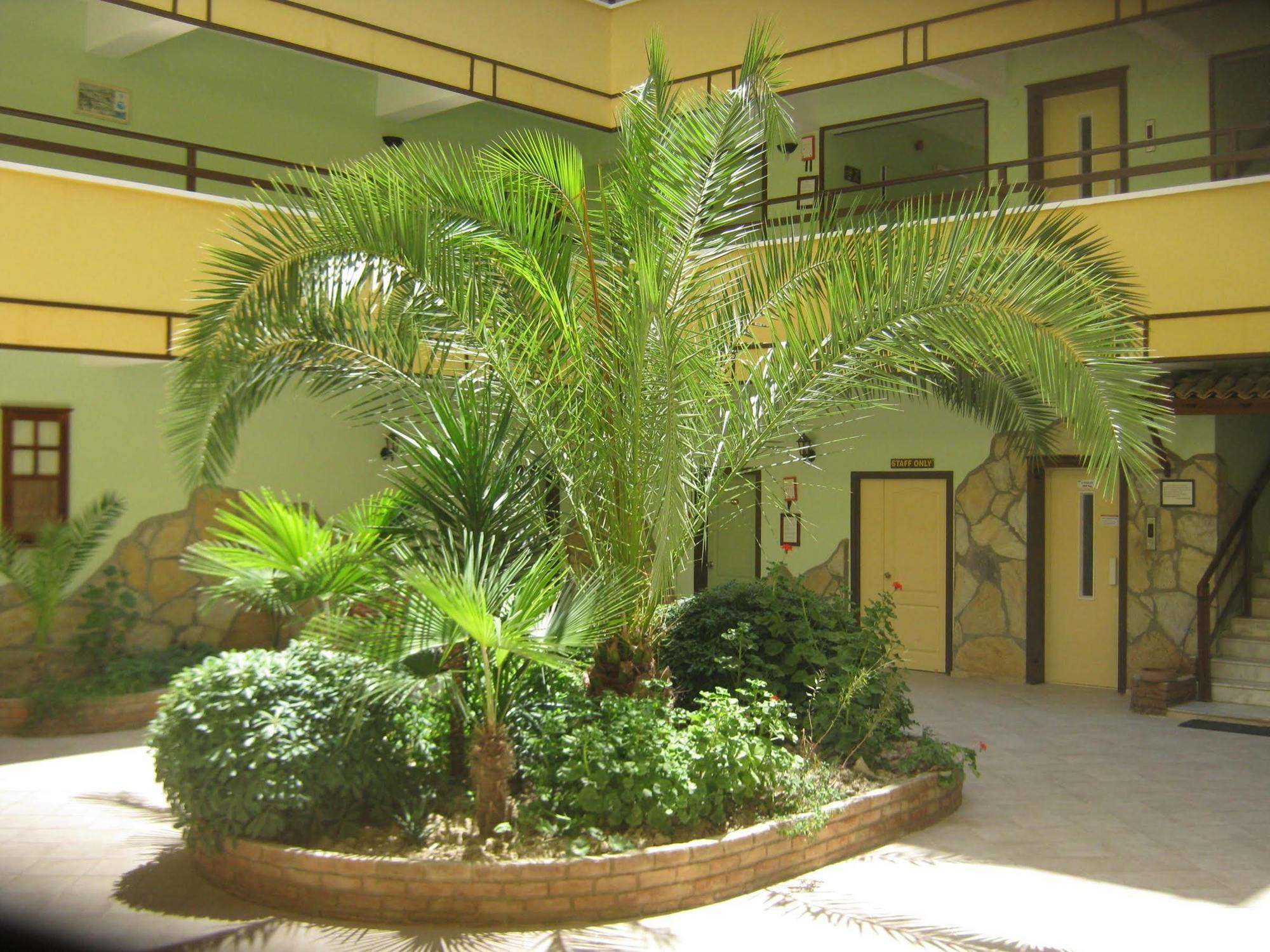 Oya Apartments Kusadasi Bagian luar foto