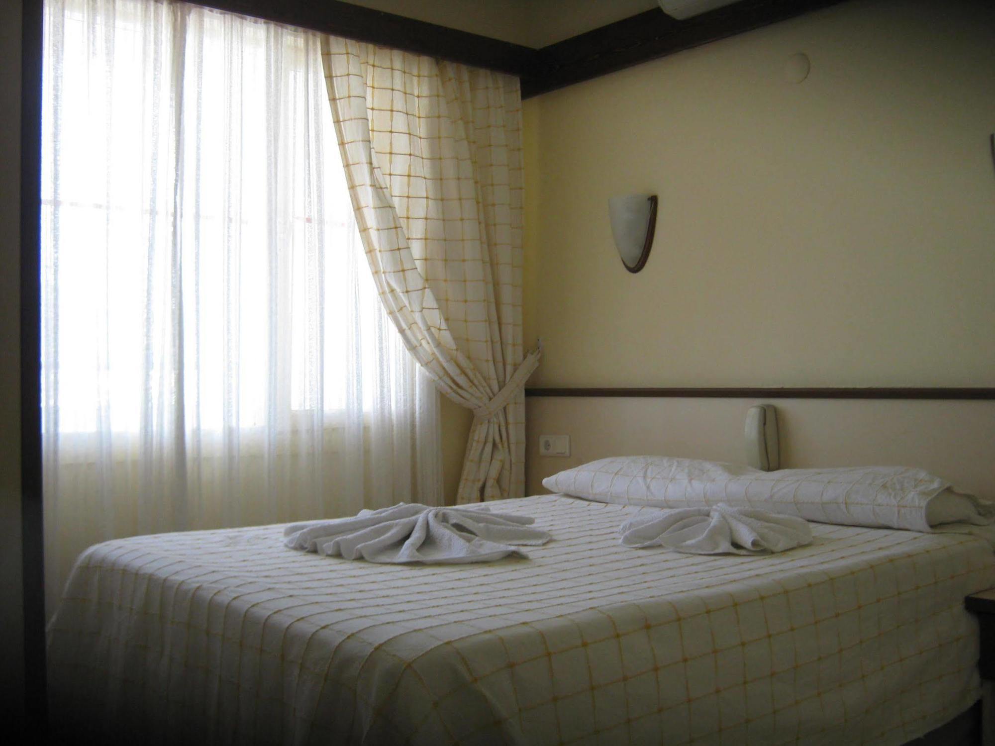 Oya Apartments Kusadasi Bagian luar foto